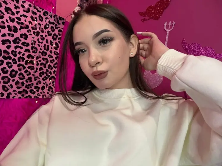AlisiaKiss Live Webcam
