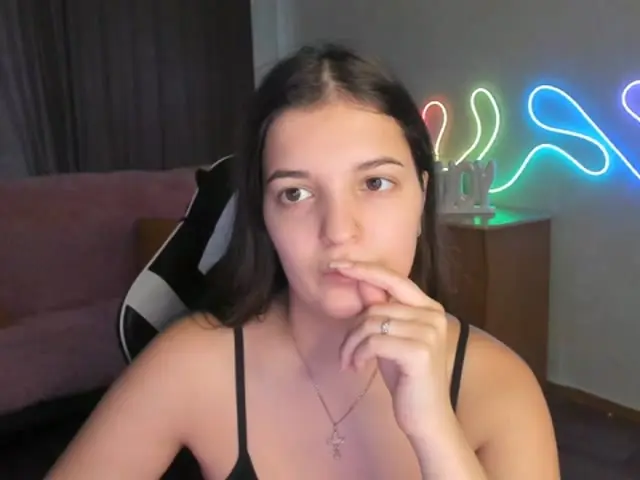 Chic live webcam