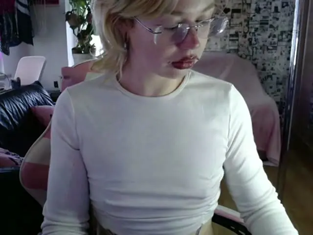 lolahorny Live Webcam Profil