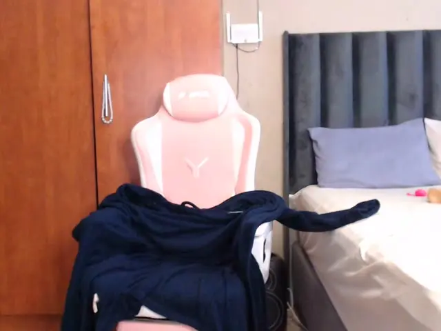 naomi1 Live Webcam Profil