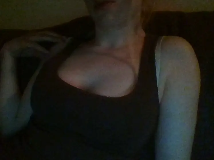 rooxoxo Live Webcam